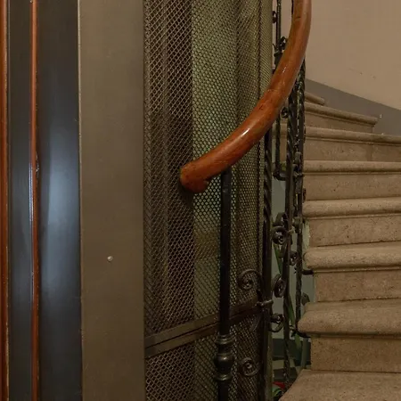 Charme Bukowski, A Centro Con Parcheggio Апартаменты