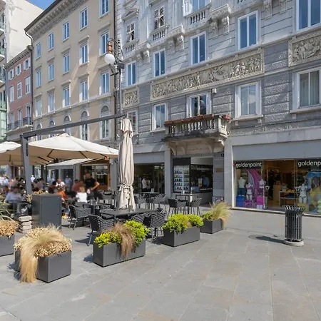 Apartment Charme Bukowski, A Centro Con Parcheggio *